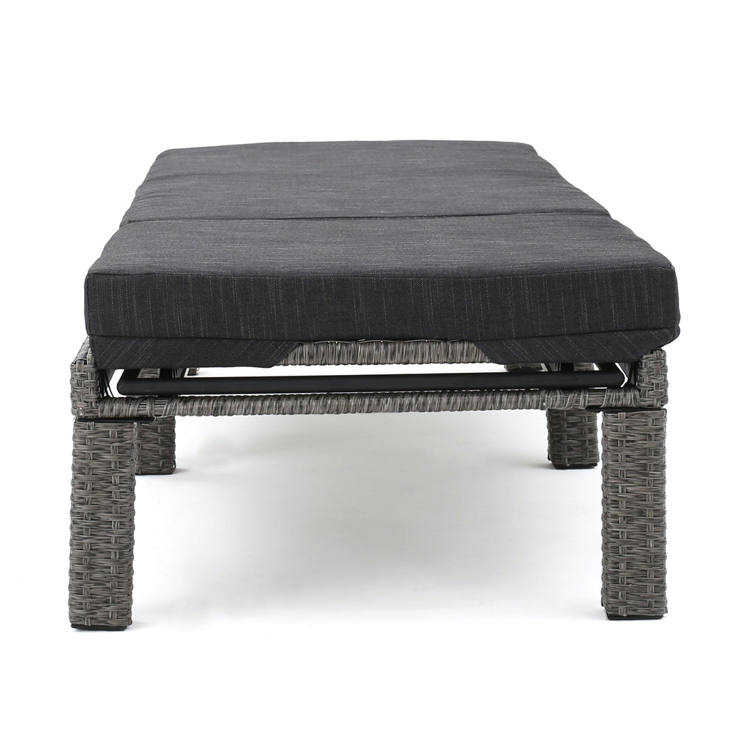 Puerta KD Chaise Lounge